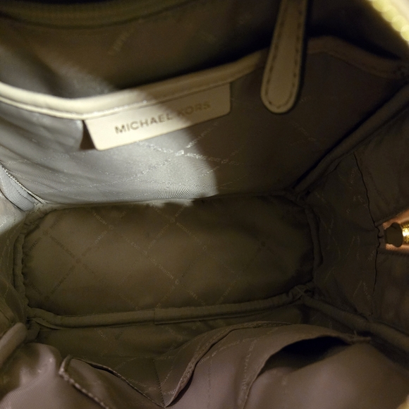 Michael Kors Cream Quilted Backpack - Picture 6 of 10